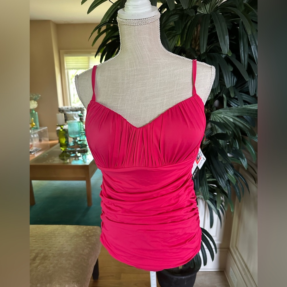 💗💕NWT Women’s Fit 4 You Hot Pink Slimming Ruched One Piece Swimsuit Size 16💕